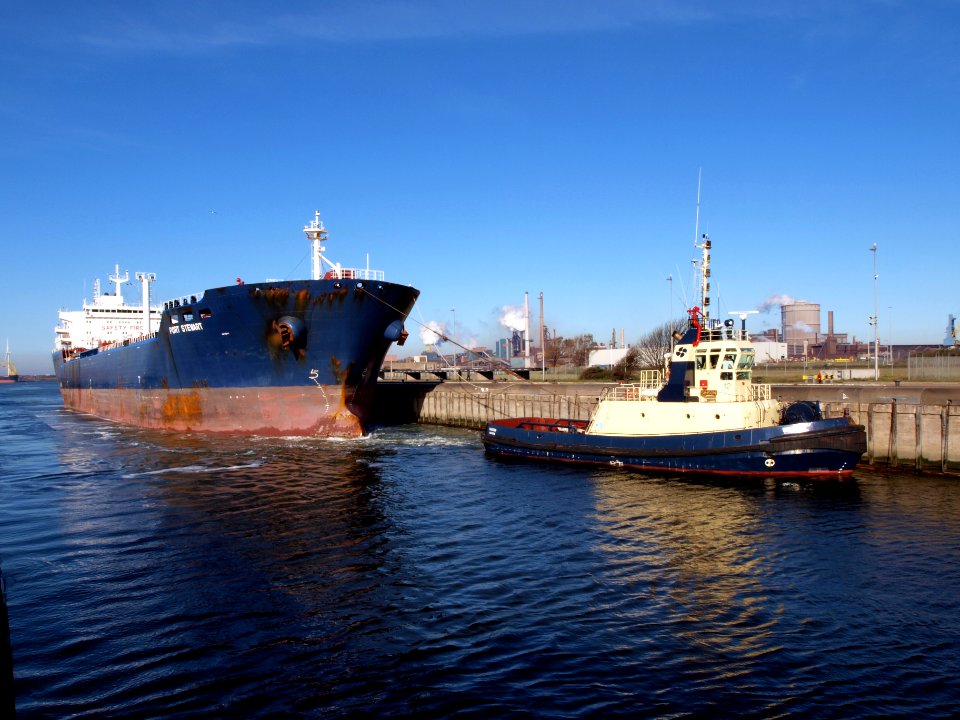 Port Stewart - IMO 9251456 - Callsign V7GE9 Simson IMO 9054365 at the locks of at IJmuiden, Port of Amsterdam photo-8