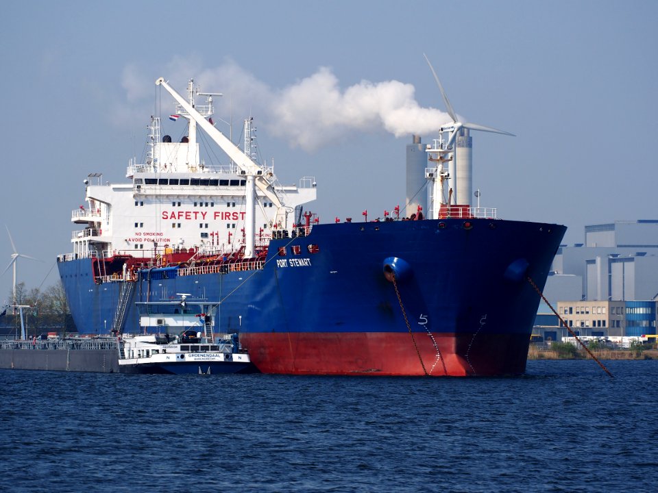 Port Stewart - IMO 9251456 - Callsign V7GE9 in de Hornhaven