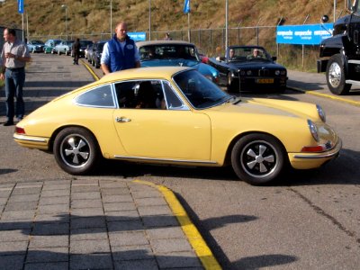 Porsche 911T dutch licence registration AM-71-95 pic3