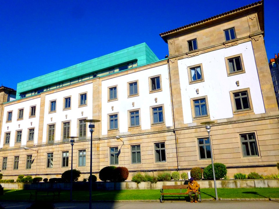 Pontevedra - Palacio de Justicia 1