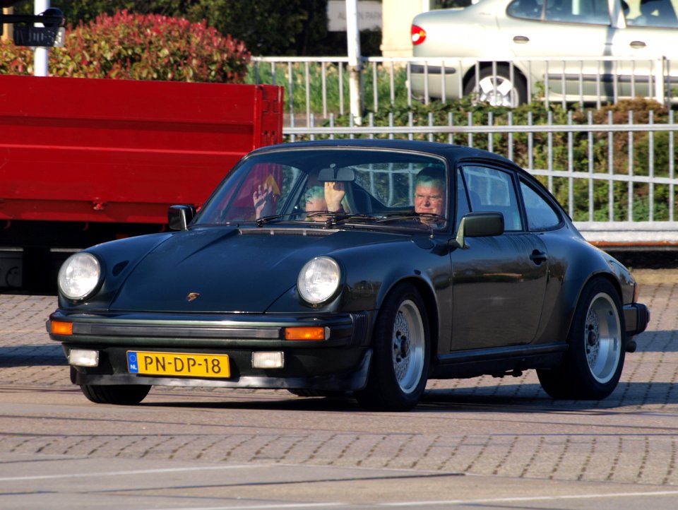 Porsche 911 SC (1980), Dutch licecence registration PN-DP-18, pic1