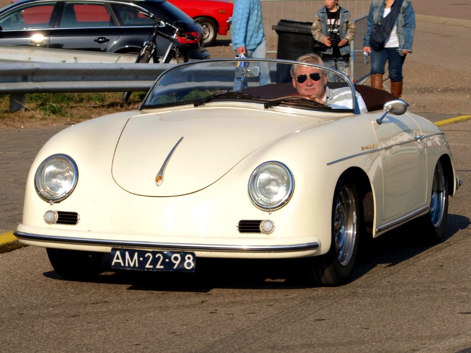 Porsche Speedster dutch licence registration AM-22-98 pic02