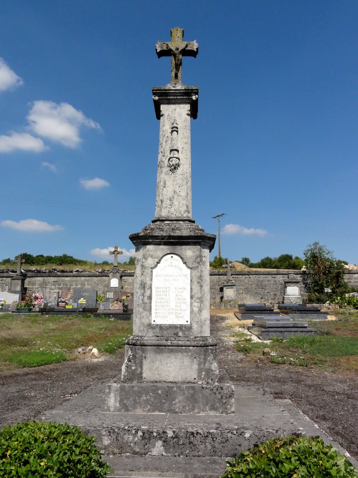 Pont-sur-Meuse (Meuse) monument aux morts au cimetière