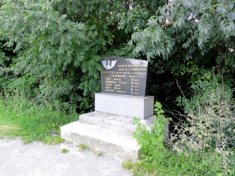 Pont-sur-Sambre (Nord, Fr) memorial 2 septembre 1944