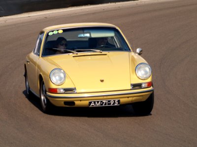 Porsche 911T dutch licence registration AM-71-95 pic1