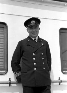 Portret van 1e officier De Boer, Bestanddeelnr 191-0274
