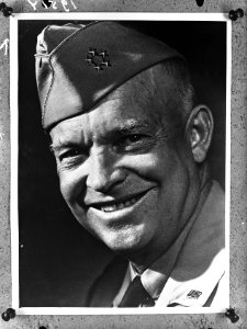 Portret Eisenhower, Bestanddeelnr 901-9514 photo