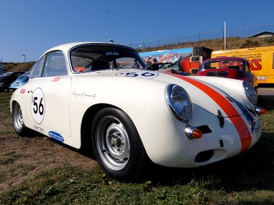 Porsche with no56 no licence registration pic5