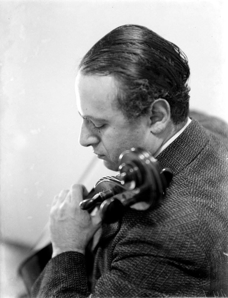 Portret van cellist del Canho, Bestanddeelnr 252-1213
