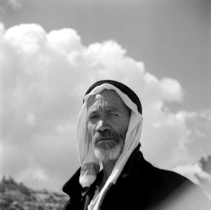 Portret van een bedoeïn, Bestanddeelnr 255-5400