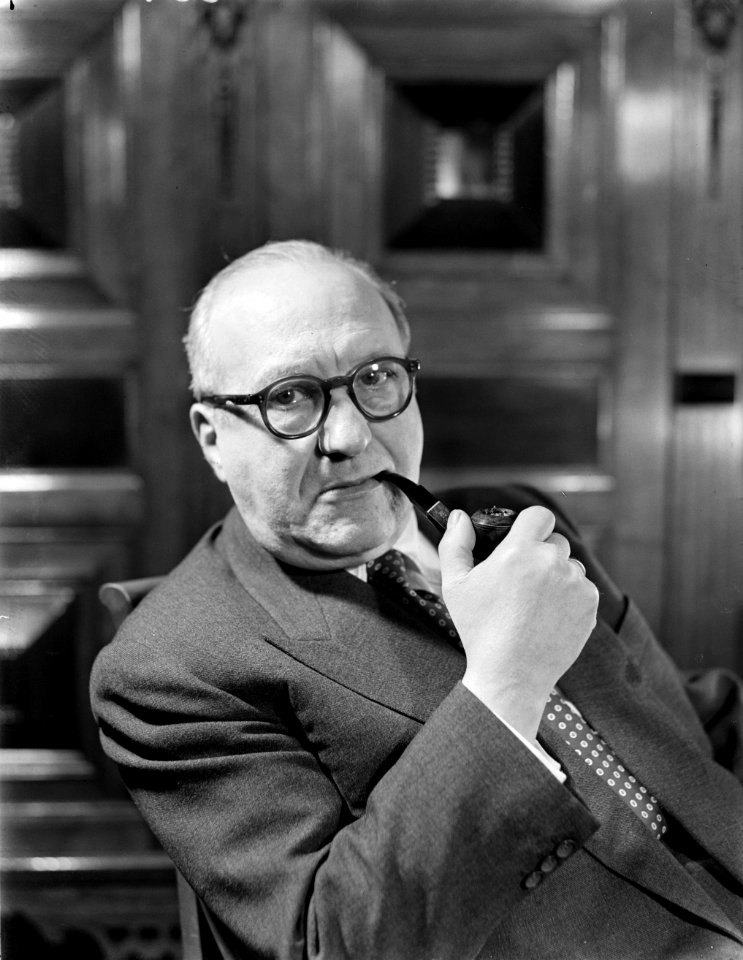 Portret van de acteur Alfons Fink, Bestanddeelnr 190-0998