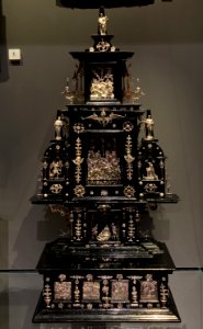 Portable altar with the Annunciation, Adoration of the Shepherds, Crucifixion and Resurrection, workshop if Matthias Wallbaum, Augsburg, early 17th century photo 1