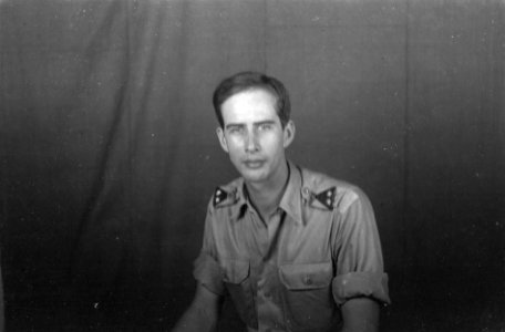 Portret van een 1e luitenant KNIL, Bestanddeelnr 6785
