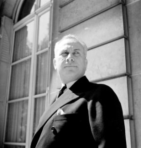 Portret van diplomaat Štefan Osuský, Bestanddeelnr 255-8777