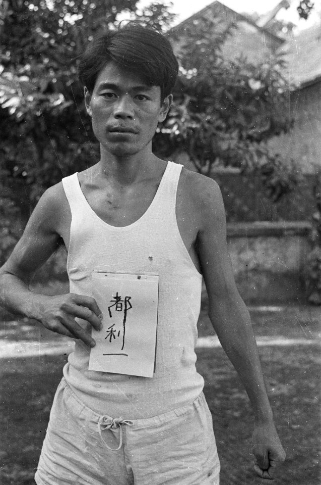 Portret van een krijgsgevangen gemaakte Japanner, Bestanddeelnr 320-6-4