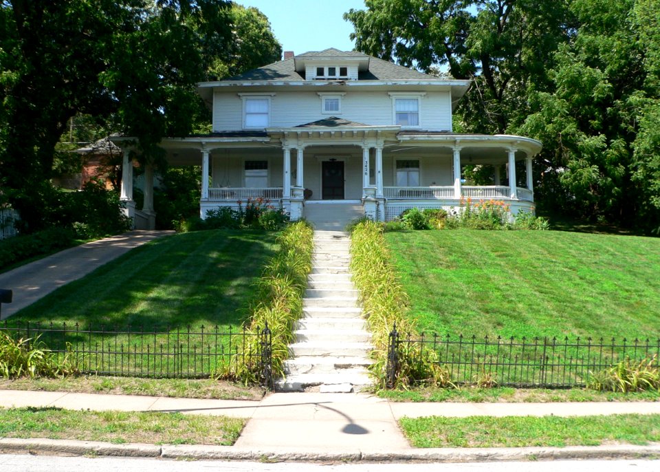 Porter-Thomsen house (Omaha, Nebraska) from S 2
