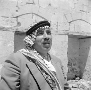 Portret van een Arabische man te Aleppo, Bestanddeelnr 255-6527