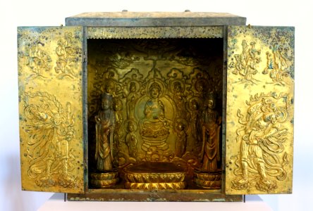 Portable Buddhist Shrine with Two Standing Bodhisattvas, Korea, Koryo or Choson dynasty, 14th to early 15th century AD, gilt bronze - Arthur M. Sackler Museum, Harvard University - DSC00879