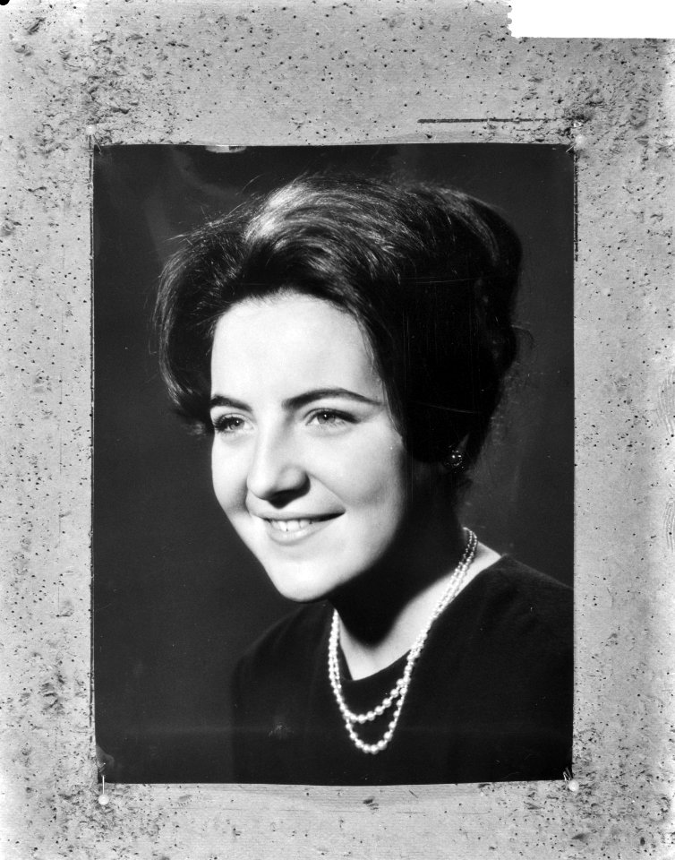 Portret Prinses Margriet 19-1-1964, 21 jaar, Bestanddeelnr 915-9220