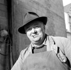 Portret van een wijnboer, Bestanddeelnr 254-4242