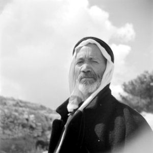 Portret van een Arabische herder te Bethl, Bestanddeelnr 255-6525
