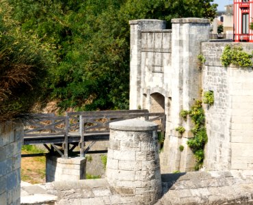Porte des deux-Moulins, La Rochelle, Charente-Maritime