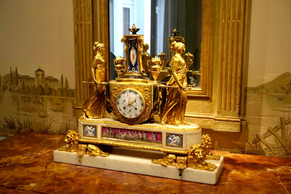 Porters clock by F.L. Godon, P.Ph. Thomire, J.D. Dugourc, Couteau, perhaps Sevres, France, 1775-1800 AD - Museo Nacional de Artes Decorativas - Madrid, Spain - DSC08330