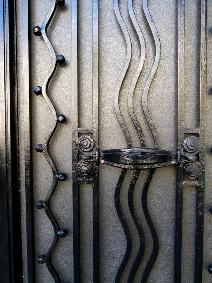 Porte d'immeuble style art nouveau boulevard du Montparnasse - détail 3