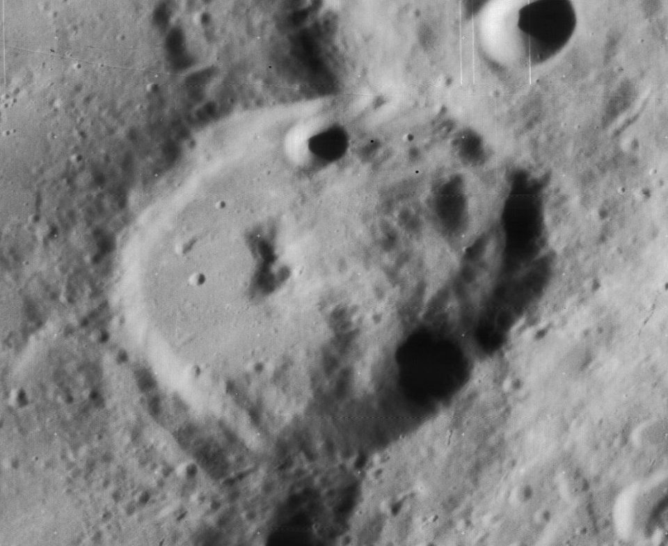 Porter crater 4136 h1