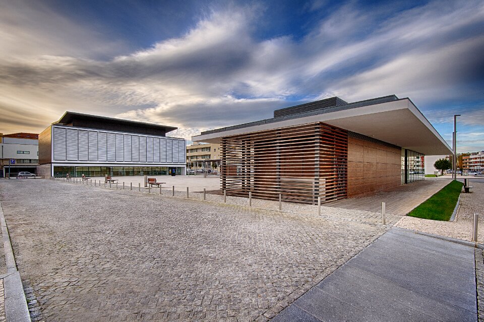 Anadia domus building proximity