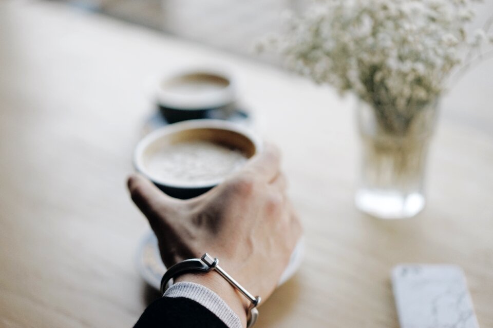 Beverage drinking cup