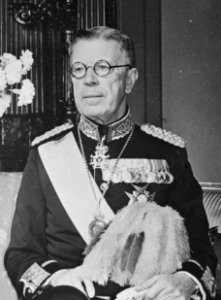 Portrait of Gustaf, King of Sweden, Bestanddeelnr 907-0653 (cropped 2)