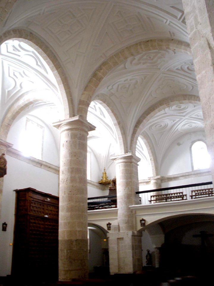 Portillo - Iglesia de San Juan Evangelista, interior 04