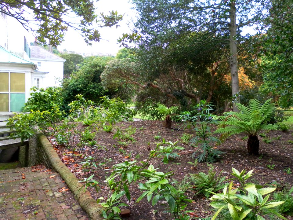 Preston Manor Gardens, Preston Drove, Preston Village, Brighton (September 2011) (2)