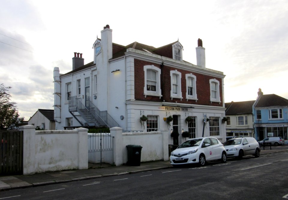 Preston Park Tavern, Havelock Road, Brighton (November 2015) (1)