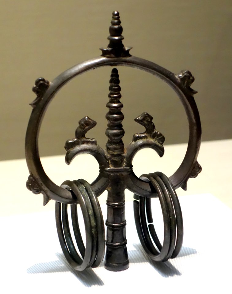 Priest's Staff Finial, excavated at Mount Nachi, Higashimuro-gun, Nachi-Katsuura-cho, Wakayama, Nara period, 8th century, bronze - Tokyo National Museum - DSC05678