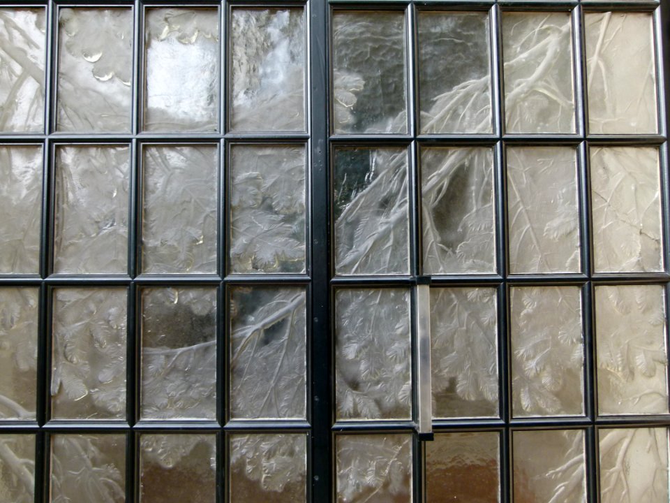Porte vitrée Lalique Cours Albert 1er Paris
