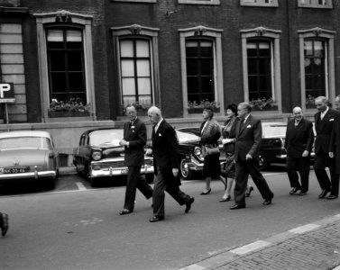 Prins Bernhard herdenkingsbijeenkomst van het Institute of Social Studies bijgew, Bestanddeelnr 914-4063