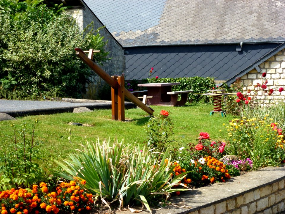 Prez (Ardennes) aire de jeux