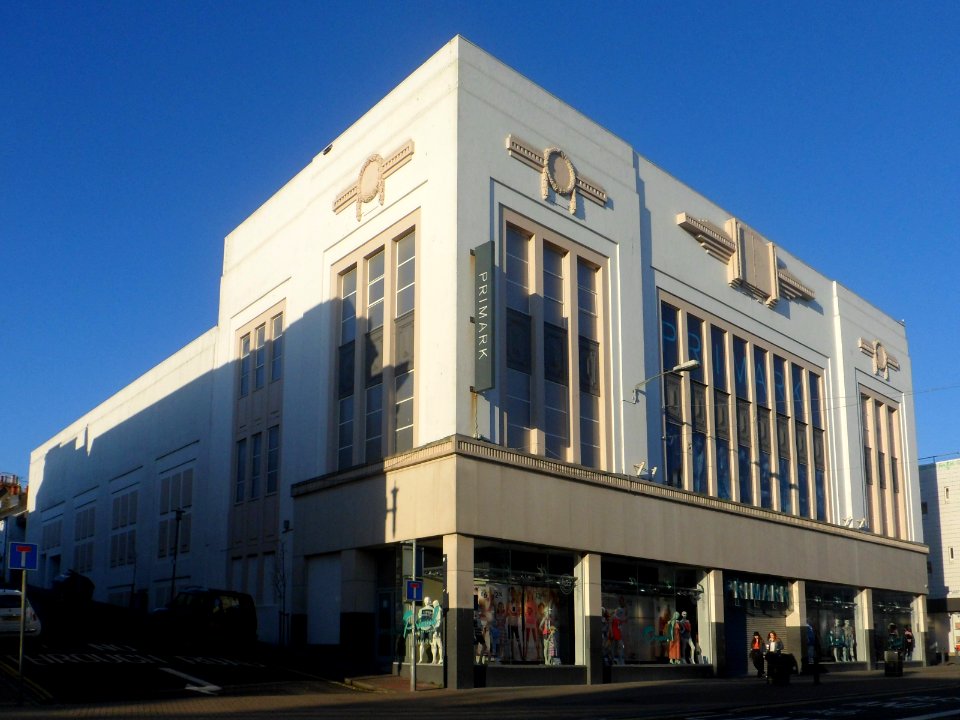 Primark, 169–174 Western Road, Brighton (April 2015) (1)