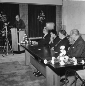 Prins Bernhard Fonds Televisieprijs 1963 Professor de Gaay Fortman aan het wo, Bestanddeelnr 915-6366