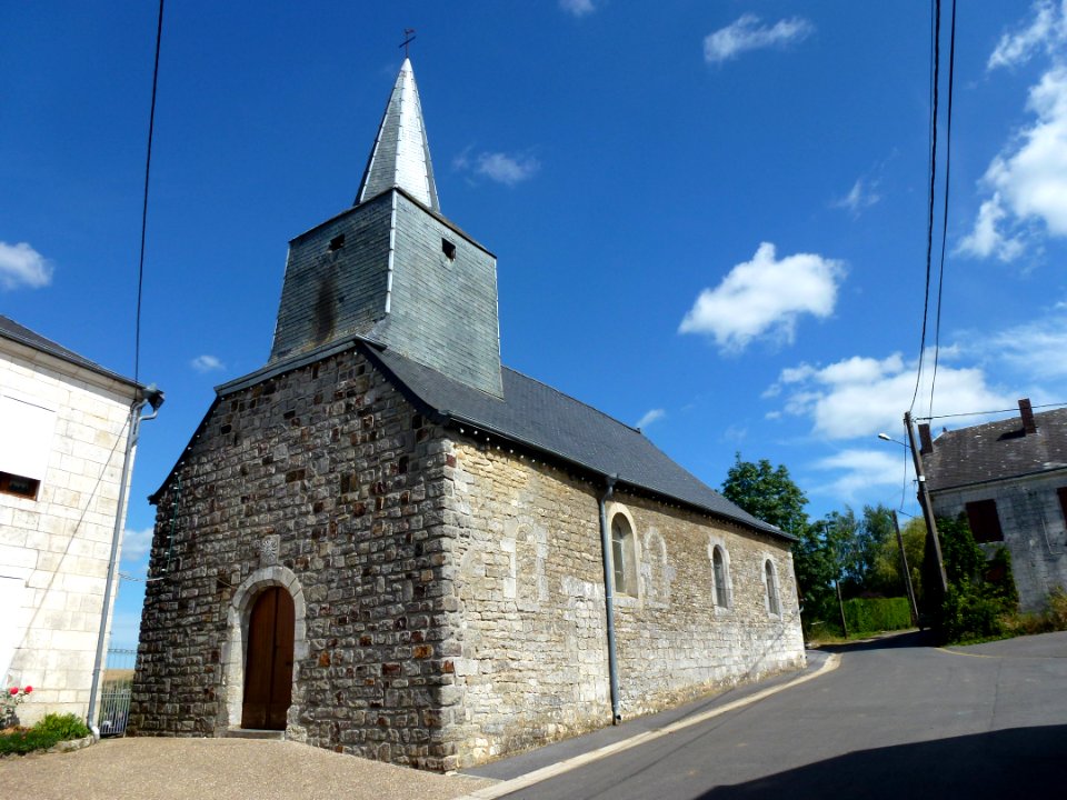 Prez (Ardennes) église de La Cerlau, extérieur