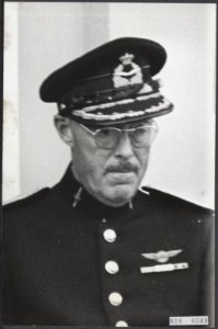 Prins Bernhard met snor, Bestanddeelnr 018-0309