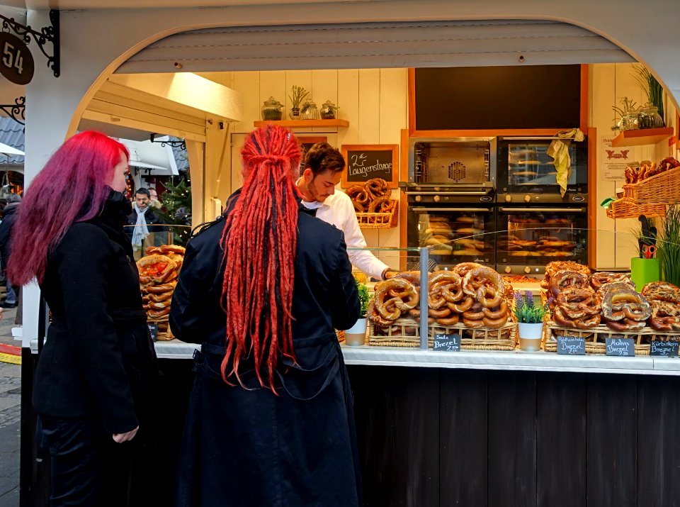 Pretzels - Cologne Christmas markets - DSC09716