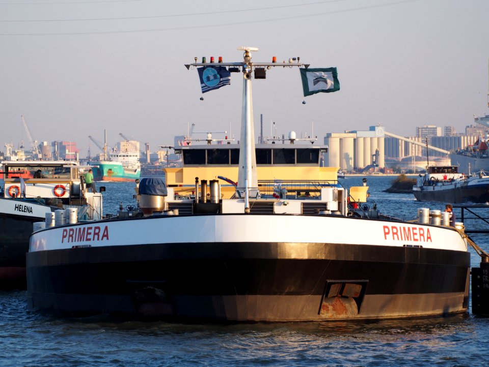 Primera (ship, 2004), ENI 02326537, Port of Antwerp