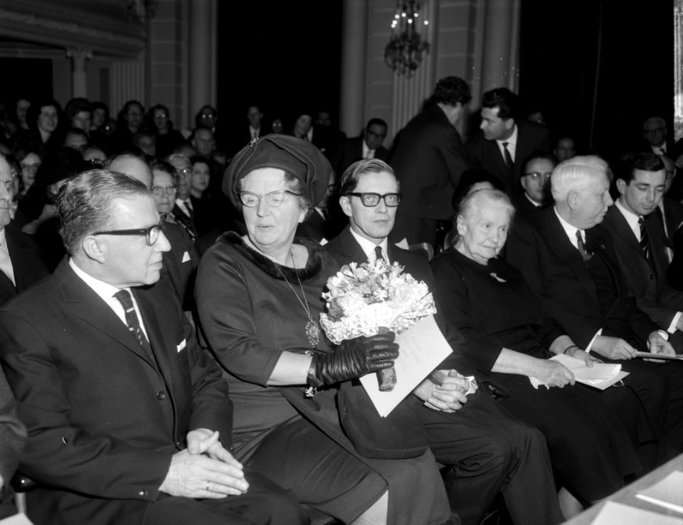 Prijzen, koninginnen, Juliana, koningin, Bestanddeelnr 917-3643