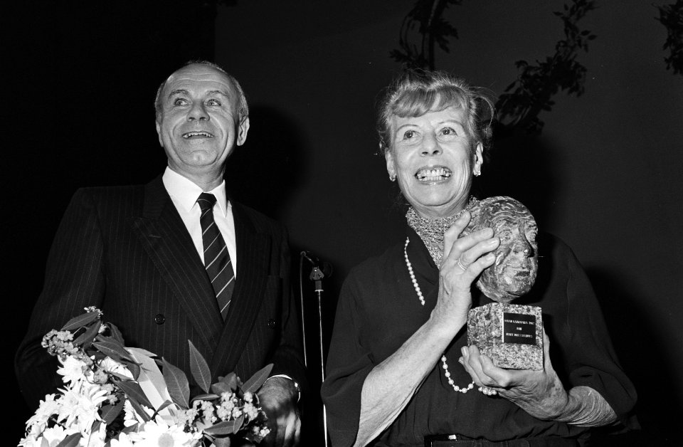 Prijsuitreikingen, acteurs, theaterprijzen, Bestanddeelnr 932-4234