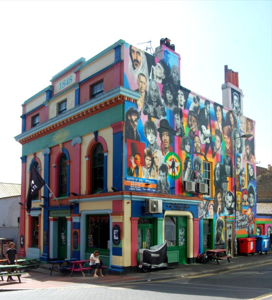 Prince Albert pub, 48 Trafalgar Street, North Laine, Brighton (NHLE Code 1381035) (June 2019) (1)