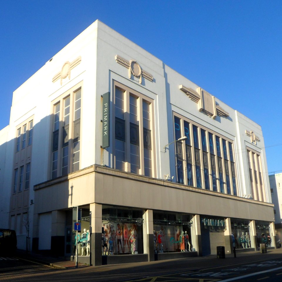 Primark, 169–174 Western Road, Brighton (April 2015) (2)