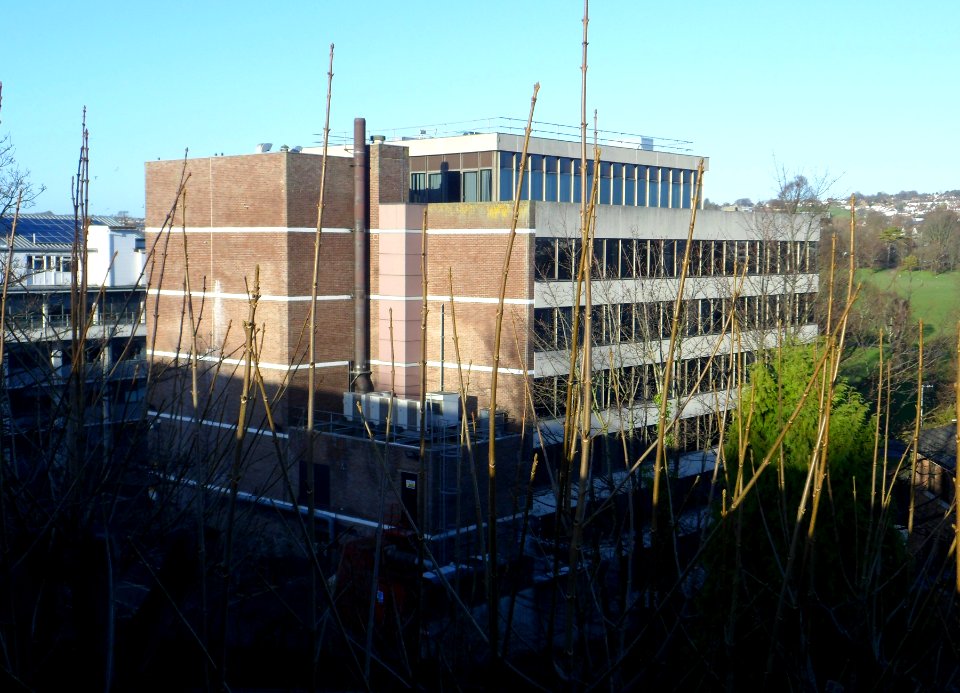 Prestamex House, 171–173 Preston Road, Preston Park, Brighton (December 2013) (2)